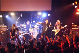 邦楽 VOLCANO / VIOLENT VOLCANO「VIOLENT再発記念ライブ」レポート | LIVE REPORT