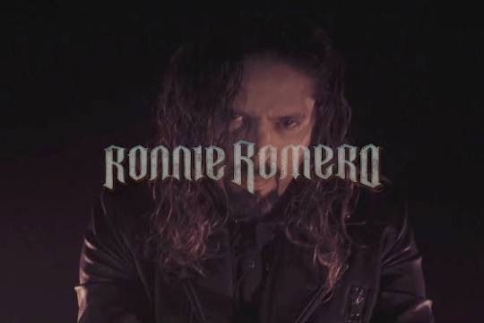 ロニー・ロメロが9月リリースのソロ・アルバムからニュー・シングル ”Chased By Shadows” のMVを公開！