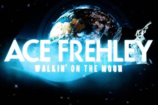 エース・フレーリーが2/23発売のニュー・アルバム「10,000 VOLTS」から新たなシングル ”Walkin' On The Moon” のMVを公開！