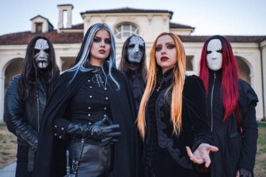 女性ツイン・ヴォーカル・バンドNOCTURNAが4月発売のニュー・アルバムから先行シングル ”Seven Sins” のMVを公開！