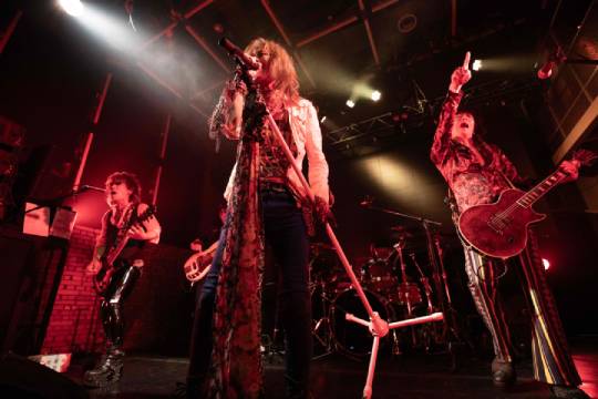 TILTが10月の首振りDollsとのツーマン公演と12月のワンマン公演を発表