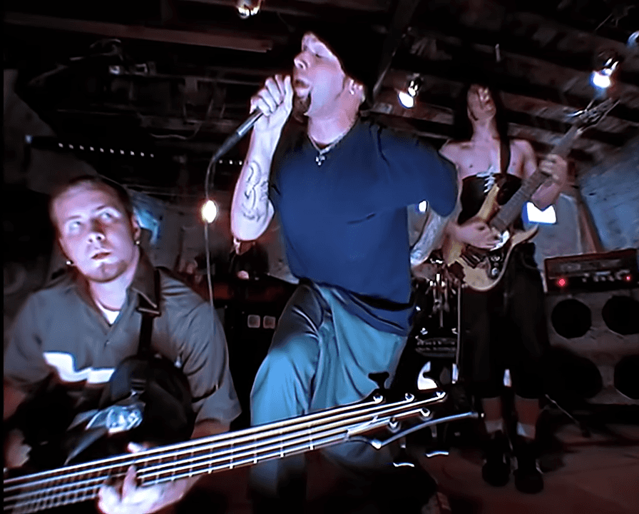 LIMP BIZKITのサム・リヴァース（b）他界。享年48