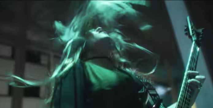 ブラジル産硬派レディース・スラッシャーNERVOSAが４月３日に“Napalm Records”より３年ぶりのアルバム「SLAVE MACHINE」（通算６作目）を発表（海外）。アルバム・タイトル曲のダークでアグレッシヴなMVを先行公開！