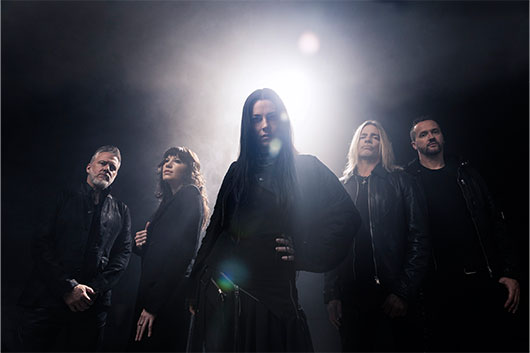 EVANESCENCEが6/5リリースの最新作「SANCTUARY」より、激ヘヴィ
