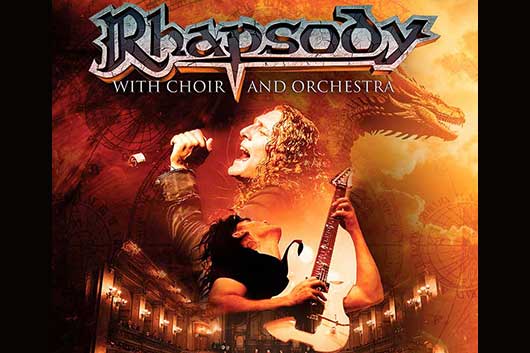 ルカ・トゥリッリ／ファビオ・リオーネの黄金タッグがステージに帰還！　フル・オーケストラを従えた “RHAPSODY” が南米で観客大合唱ライヴを敢行