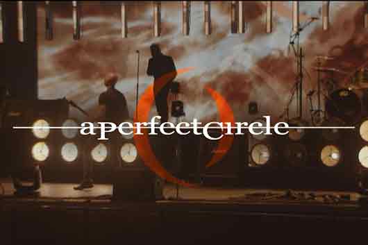 TOOLのメイナード・ジェームス・キーナンが率いるA PERFECT CIRCLE、今年5月に発表した “Starless” のライヴ・パフォーマンス映像で構成されたMVを公開！