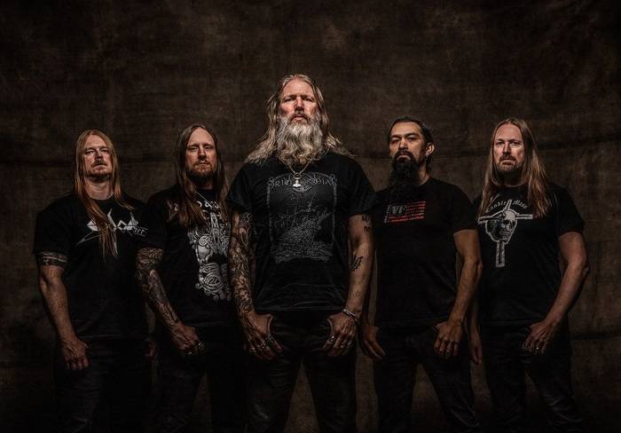人気ヴァイキング・メタラーAMON AMARTHのニュー・シングル ”Saxons