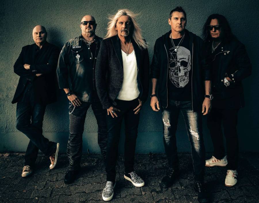ジョニー・ジョエリを擁するAXEL RUDI PELLが6月発売のニュー ジョニー・ジョエリを擁するAXEL RUDI PELLが6月発売のニュー